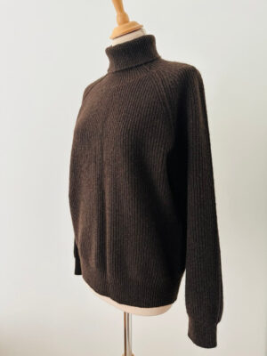 Pull en laine de yak pour femme col roulé marron