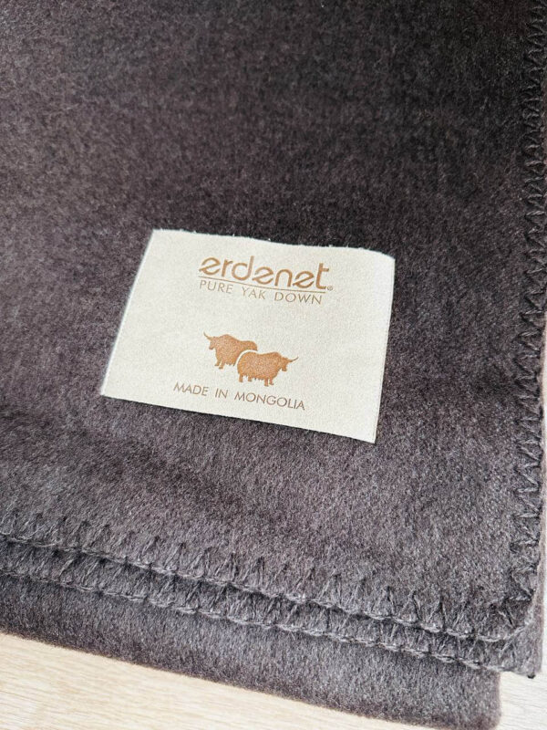 Couverture en laine de yak double face marron beige Couverture en laine de yak double face marron beige